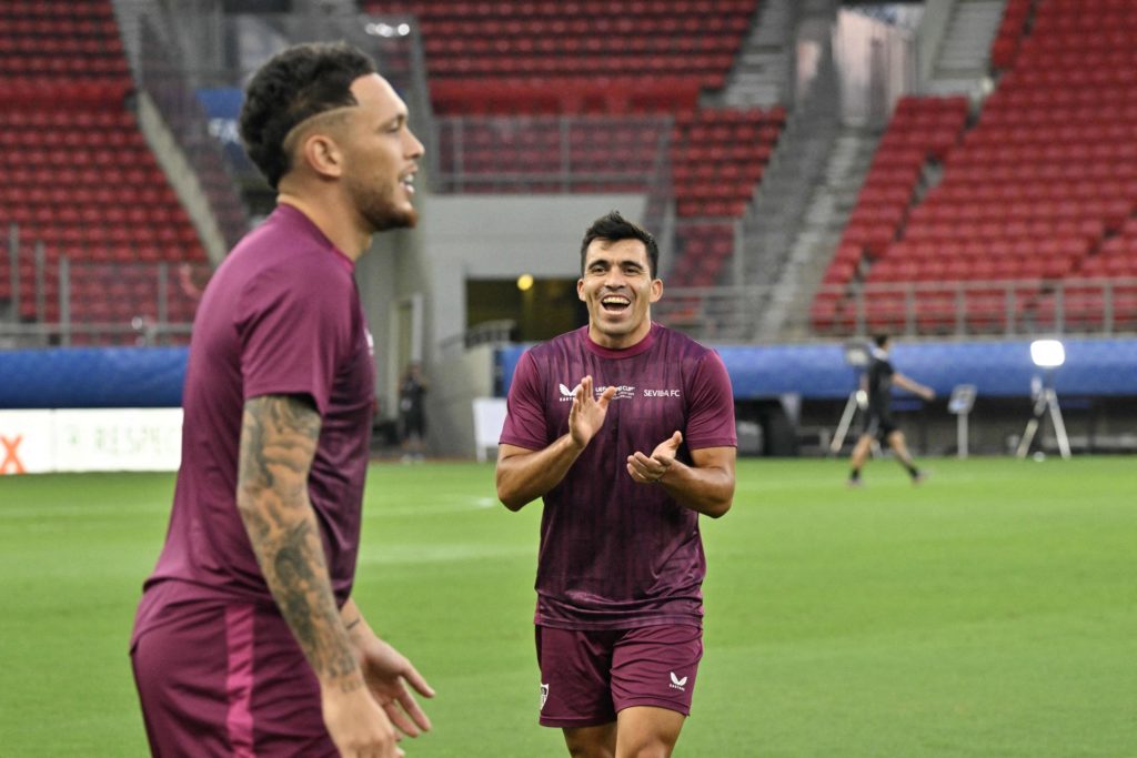 FBL-EUR-SUPERCUP-SEVILLA-TRAINING