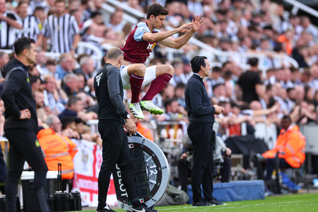 Newcastle United v Aston Villa - Premier League
