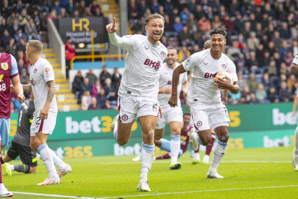 Burnley FC v Aston Villa - Premier League