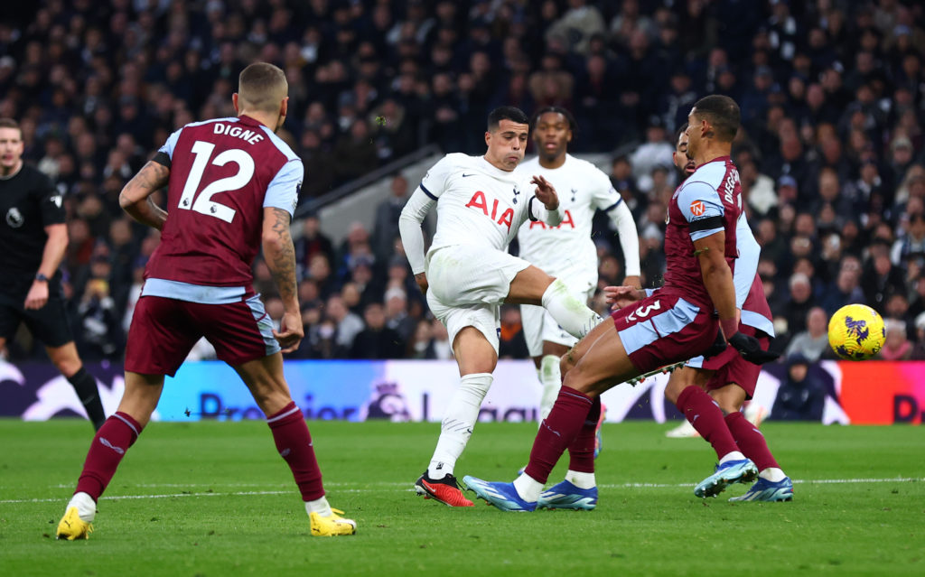 Tottenham Hotspur v Aston Villa - Premier League