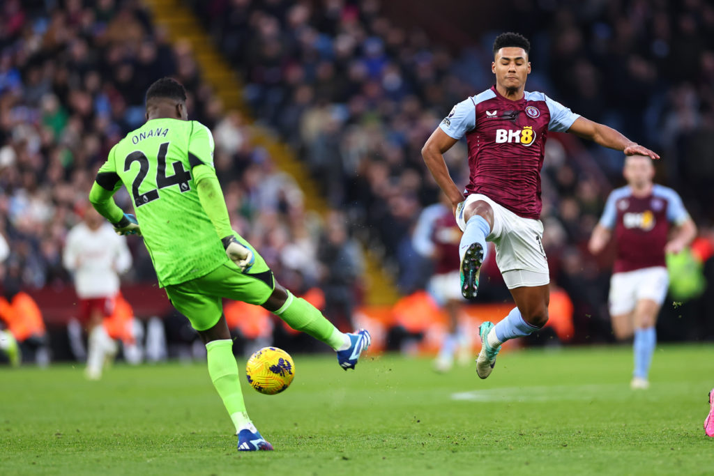 Aston Villa v Manchester United - Premier League