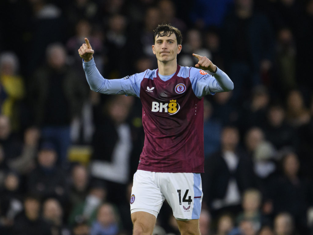 Fulham FC v Aston Villa - Premier League