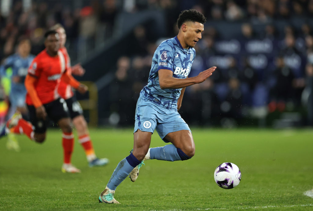 Luton Town v Aston Villa - Premier League