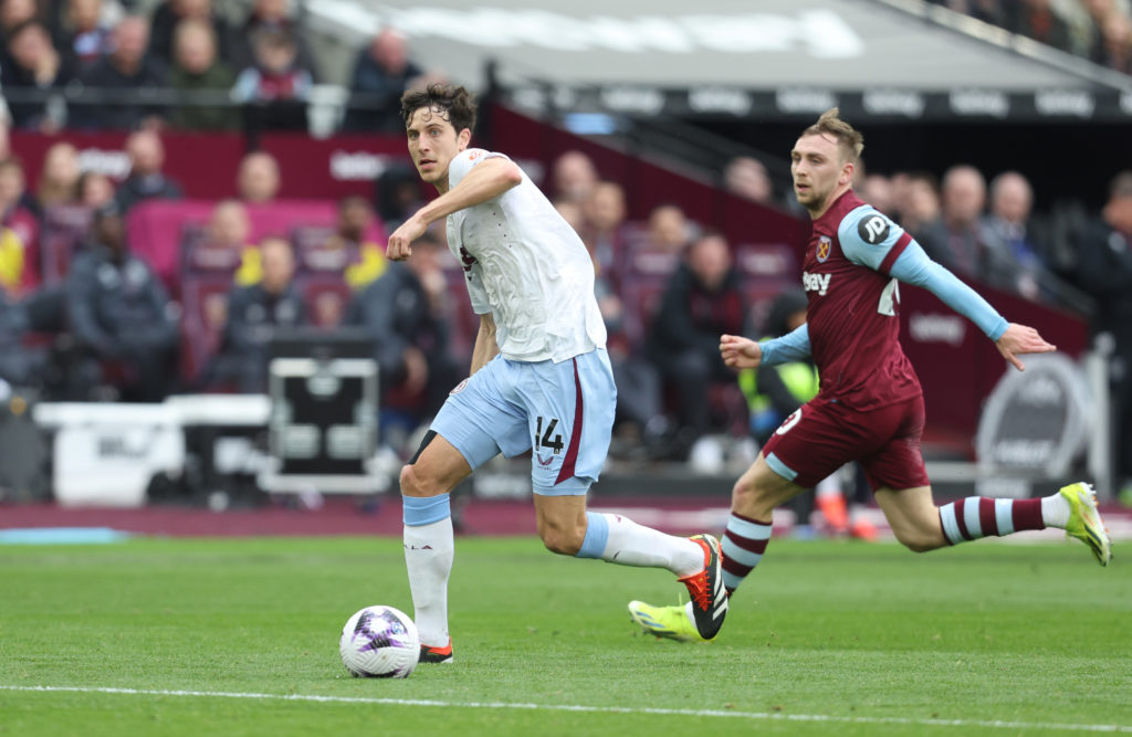 West Ham United v Aston Villa - Premier League