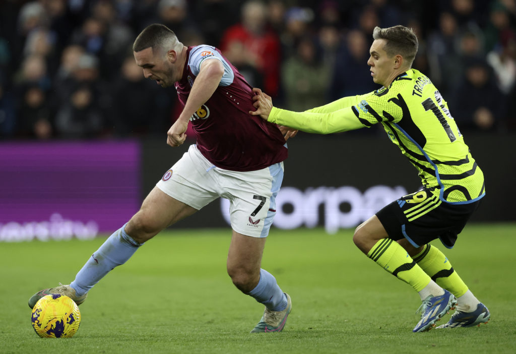 Aston Villa v Arsenal FC - Premier League