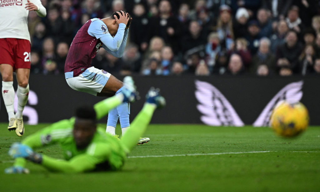 FBL-ENG-PR-ASTON VILLA-MAN UTD