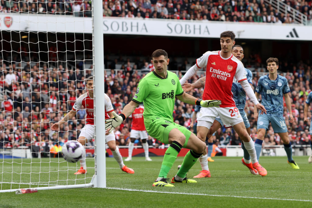 Arsenal FC v Aston Villa - Premier League