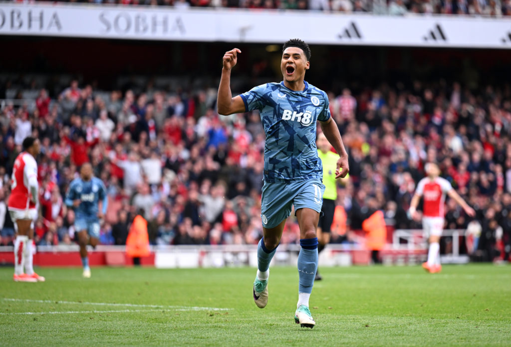 Arsenal FC v Aston Villa - Premier League