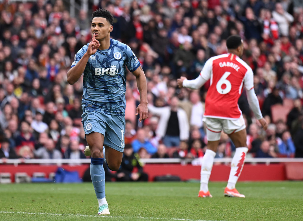 Arsenal FC v Aston Villa - Premier League