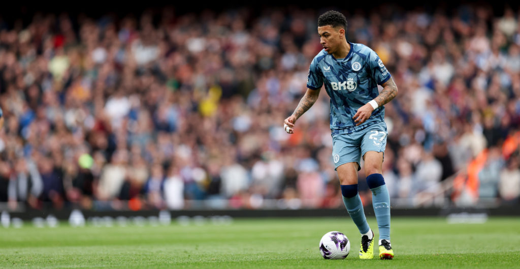 Arsenal FC v Aston Villa - Premier League