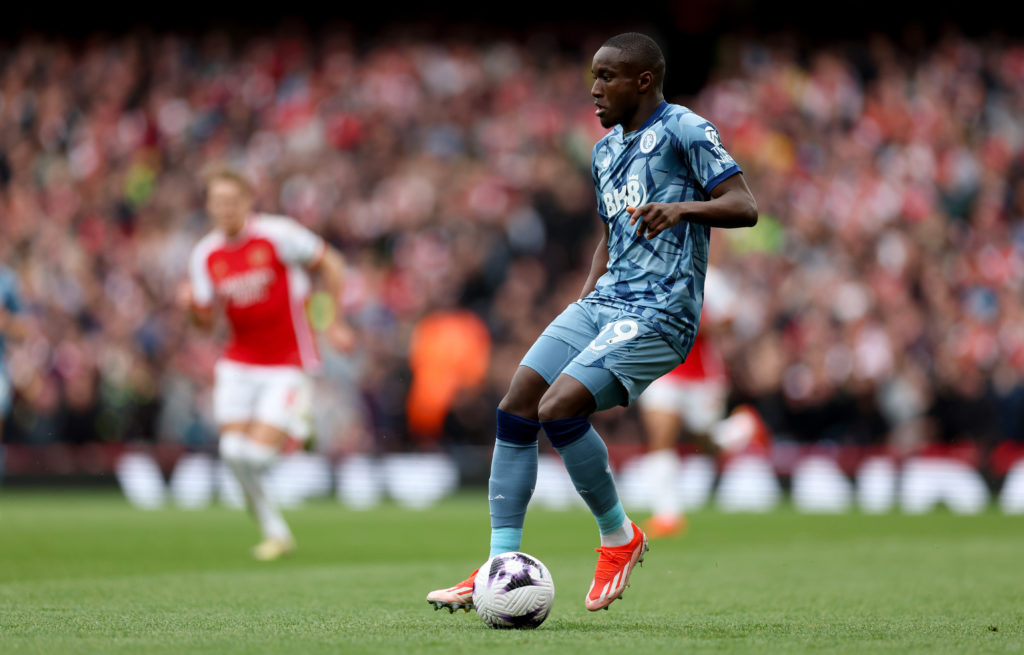 Arsenal FC v Aston Villa - Premier League