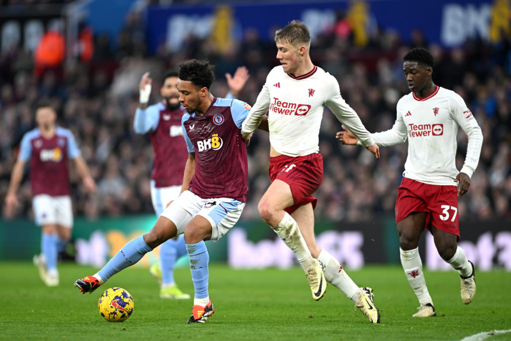 Aston Villa v Manchester United - Premier League