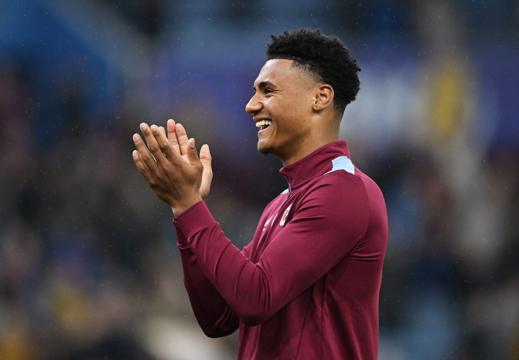 Aston Villa v Liverpool FC - Premier League