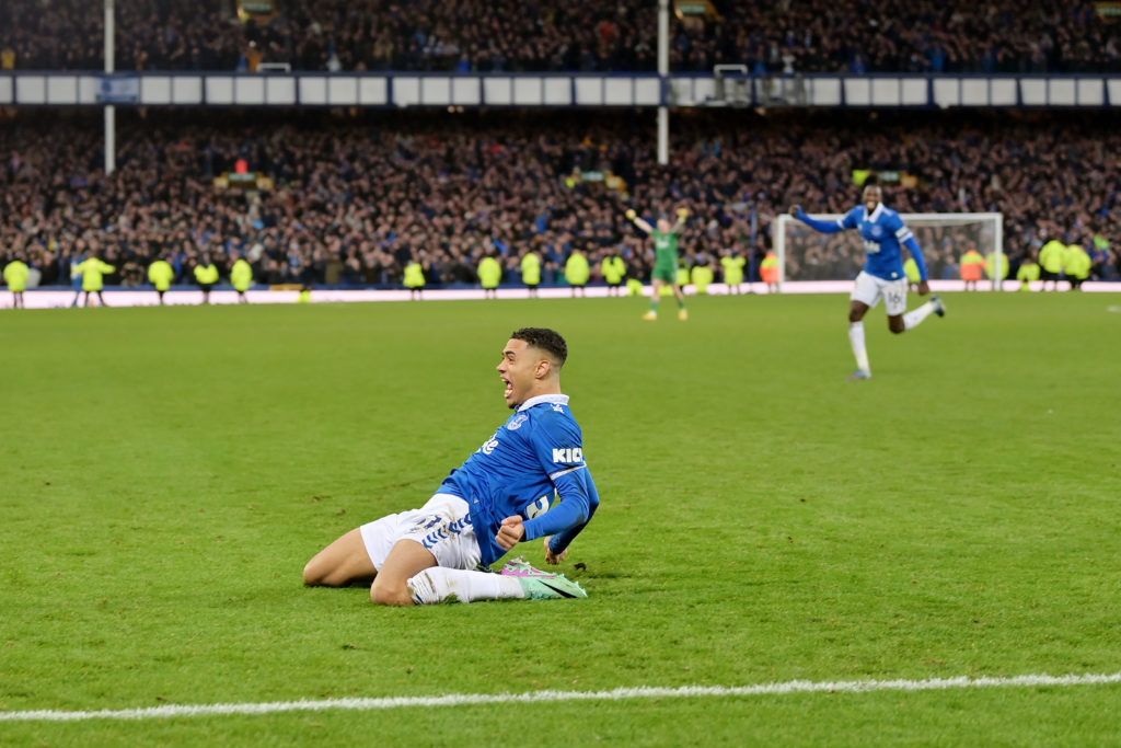 Everton v Chelsea - Premier League