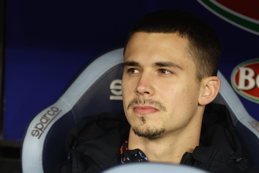 SSC Napoli's Belgian defender Leander Dendoncker seats on
