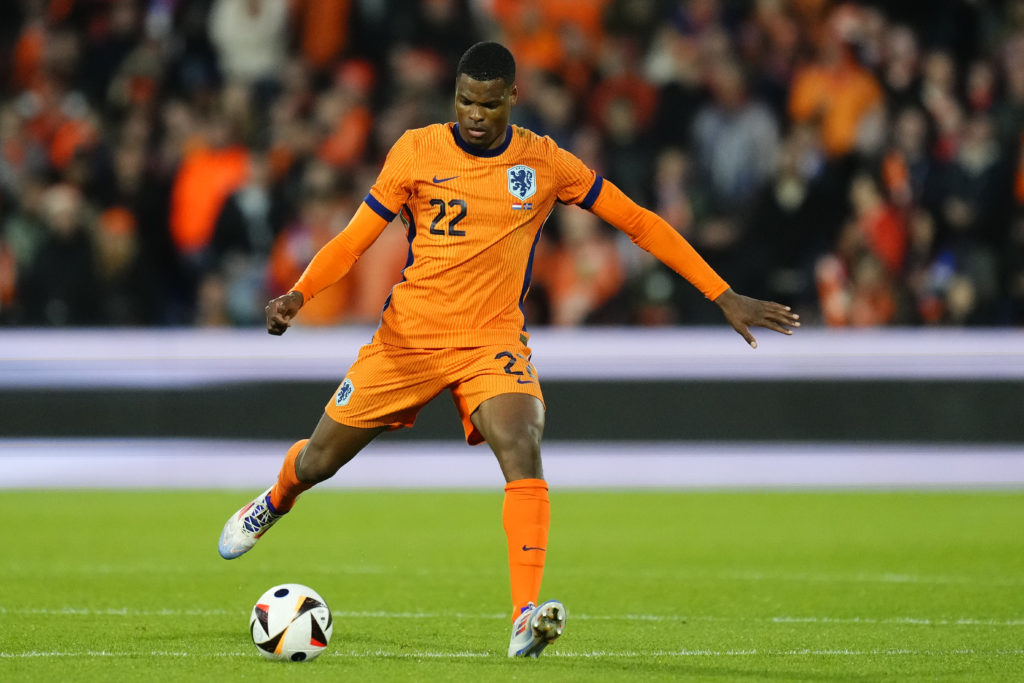 Netherlands v Iceland - International Friendly