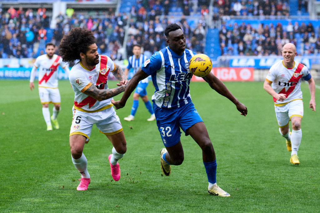 Deportivo Alaves v Rayo Vallecano - LaLiga EA Sports