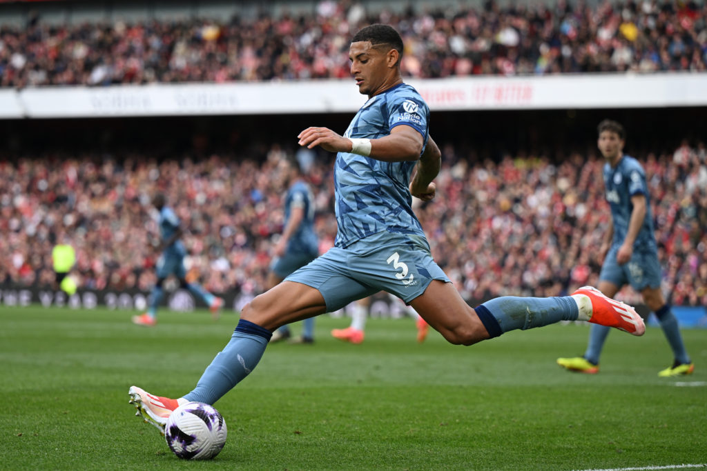 Arsenal FC v Aston Villa - Premier League