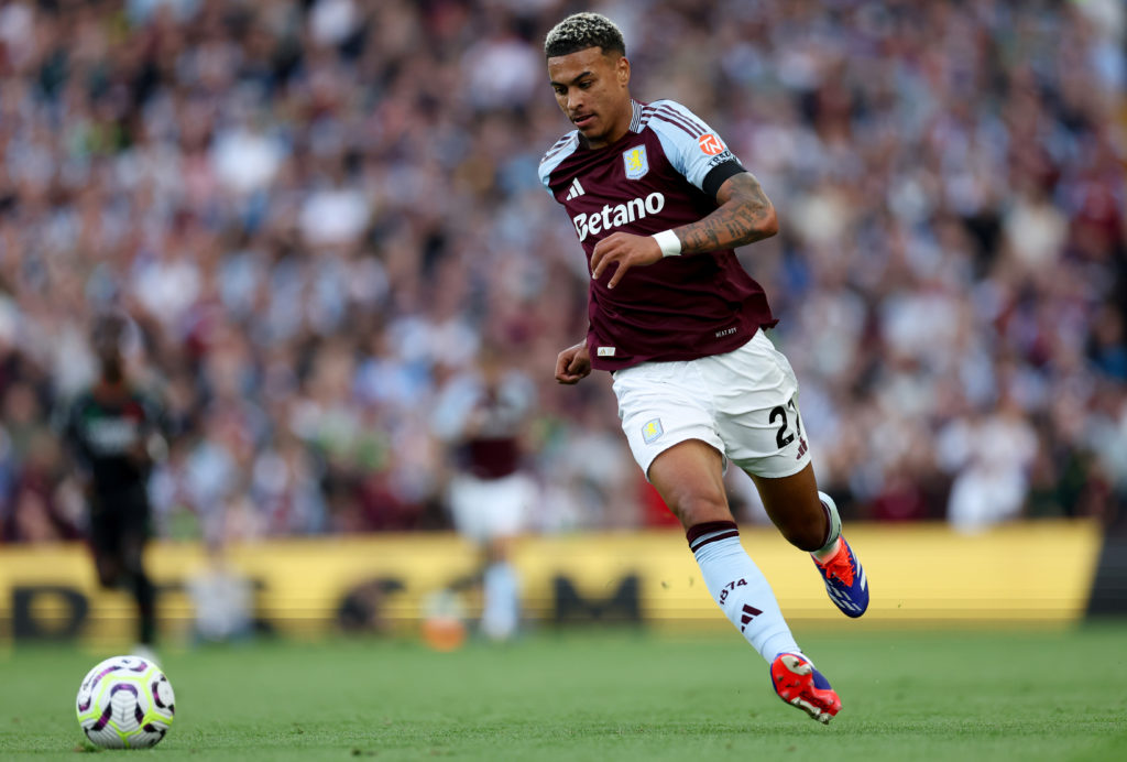 Aston Villa FC v Arsenal FC - Premier League