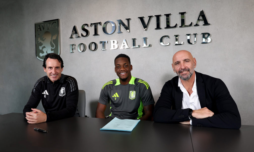 Jhon Duran Signs a New Contract at Aston Villa